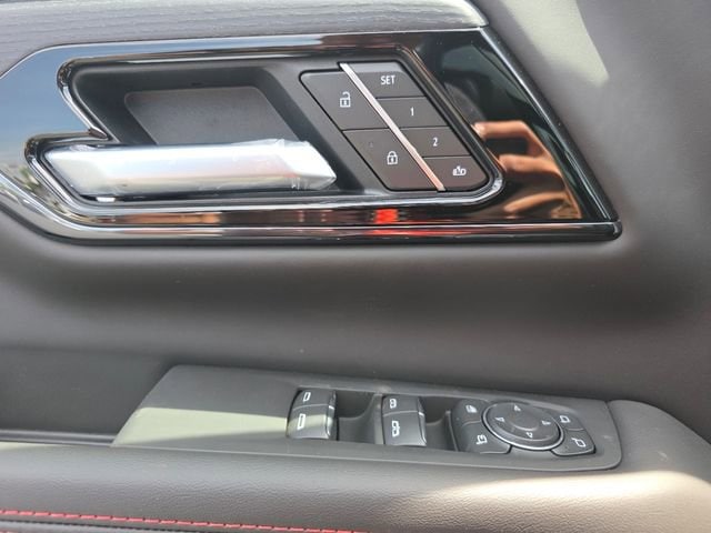 2026 GMC Yukon XL AT4 Ultimate - Photo 27