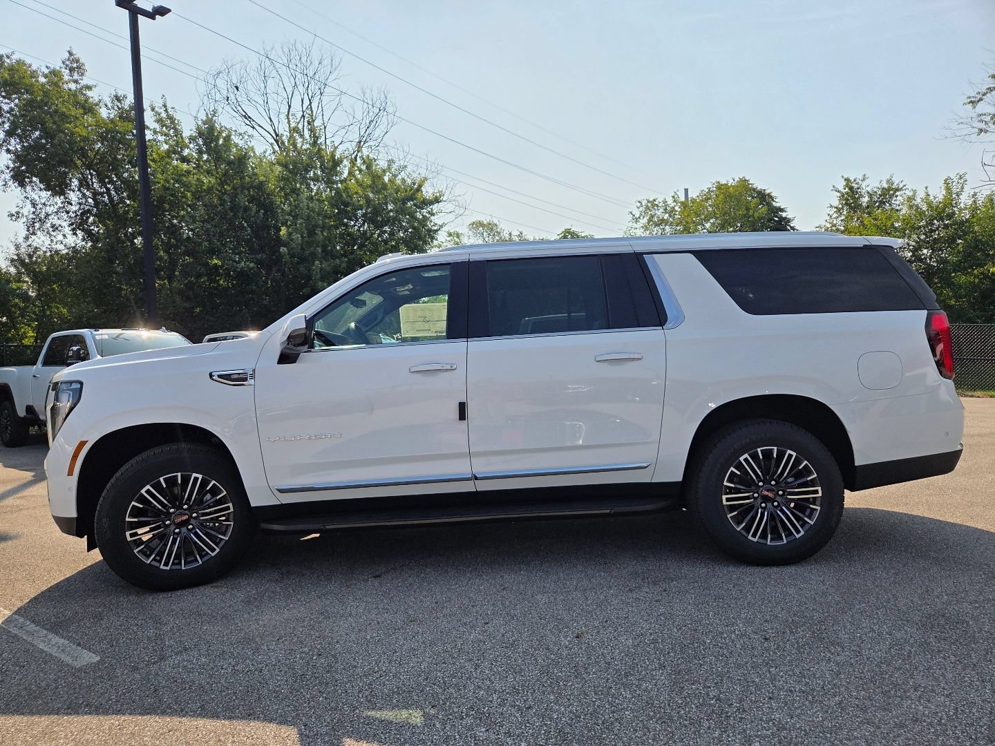2026 GMC Yukon XL Elevation - Photo 16