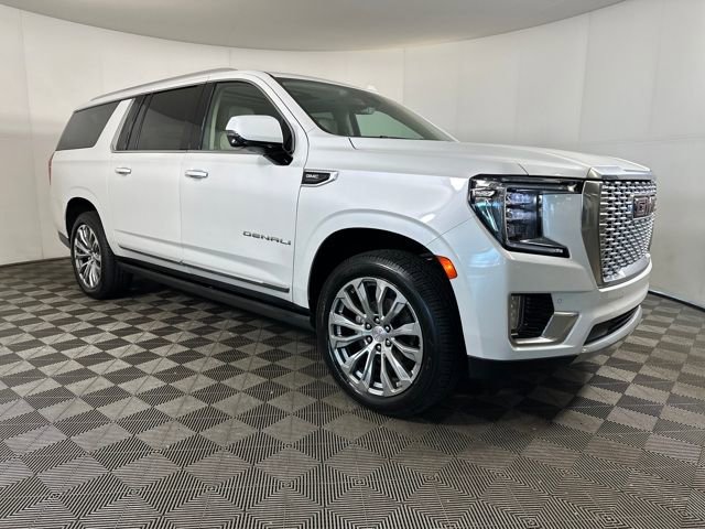 2021 Gmc Yukon XL Denali photo 2
