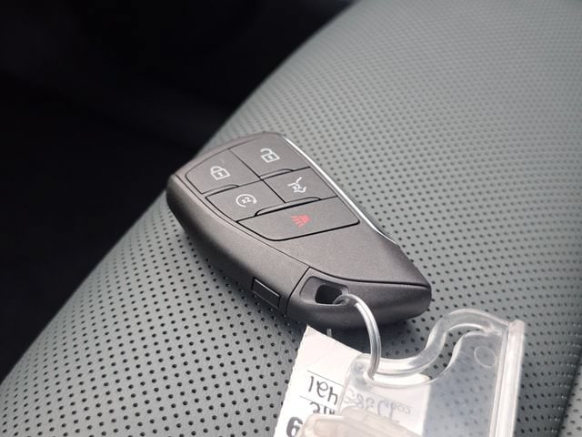 2026 GMC Acadia AT4 - Photo 36
