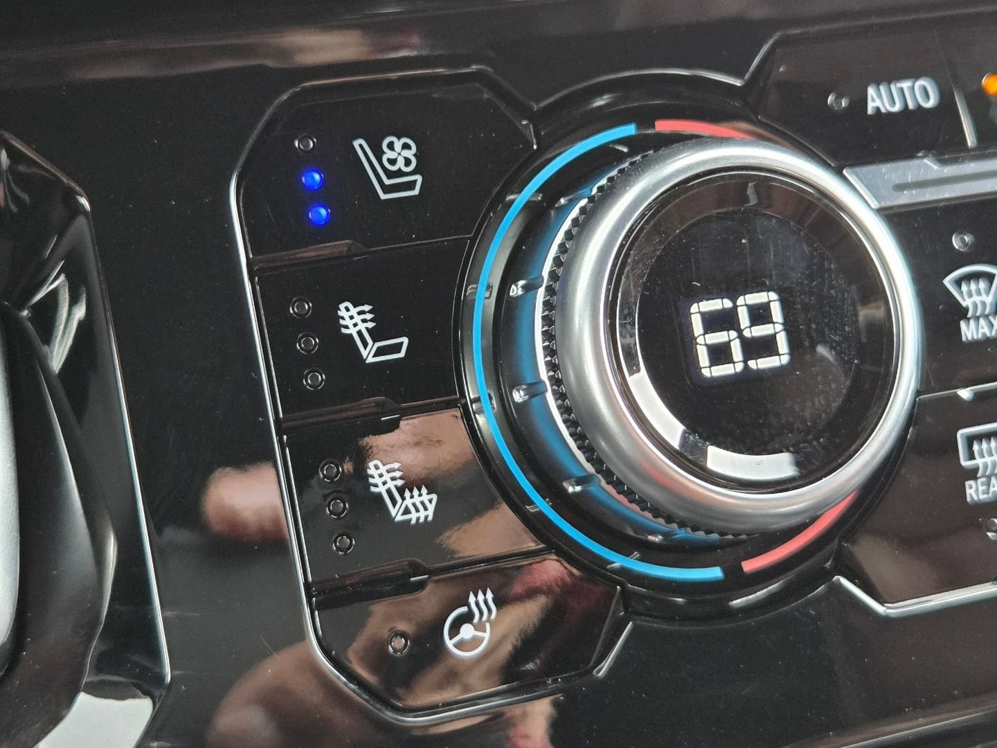 2026 GMC Sierra 1500 Denali Ultimate - Photo 38