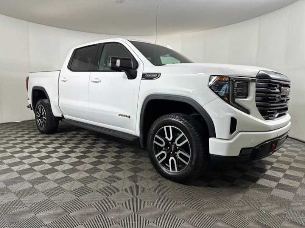 Used 2022 GMC Sierra 1500 AT4 Truck Crew Cab