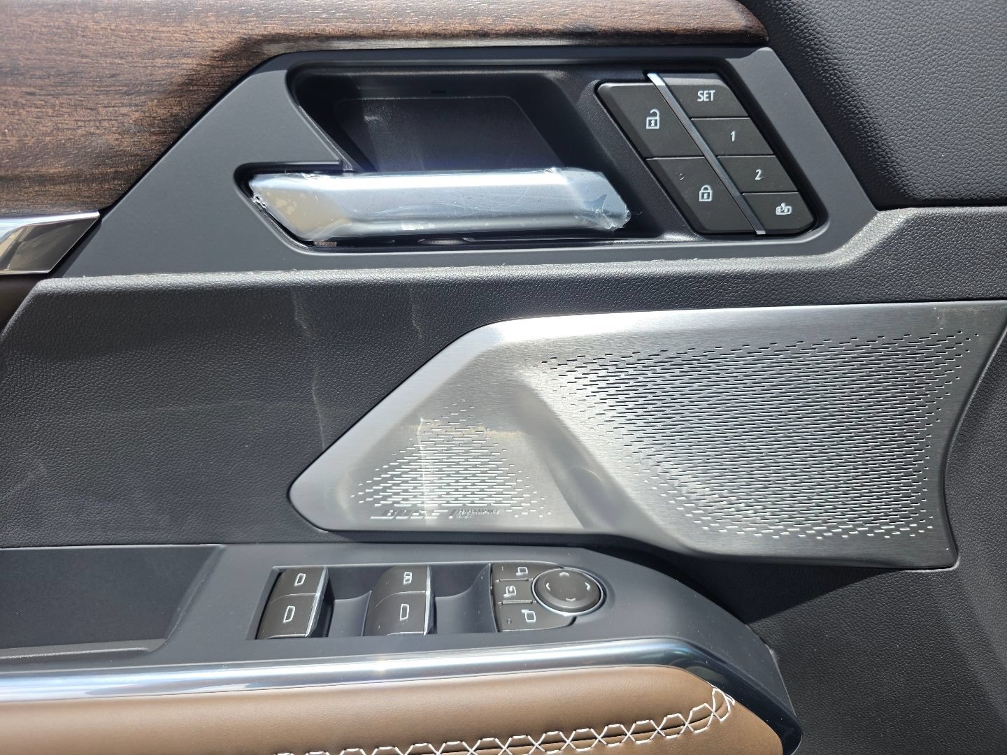 2026 GMC Acadia Denali Ultimate - Photo 26