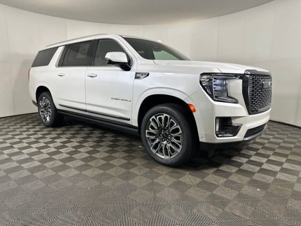 Used 2024 GMC Yukon XL Denali Ultimate SUV