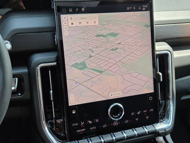 2026 GMC Yukon Denali - Photo 10