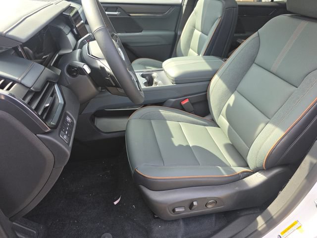 2026 GMC Acadia AT4 - Photo 24