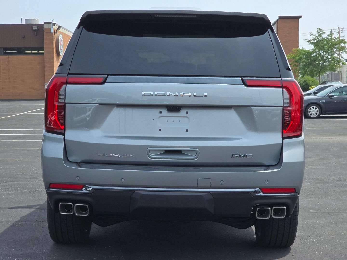 2026 GMC Yukon Denali Ultimate - Photo 23