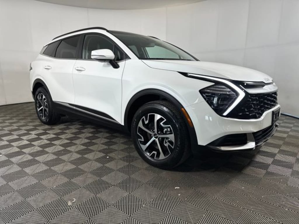 Used 2024 Kia Sportage Hybrid EX SUV