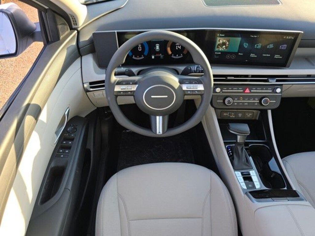 Certified 2025 Hyundai Tucson SE SUV