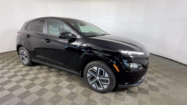 Used 2023 Hyundai Kona EV SE with VIN KM8K23AG8PU174171 for sale in Cuyahoga Falls, OH