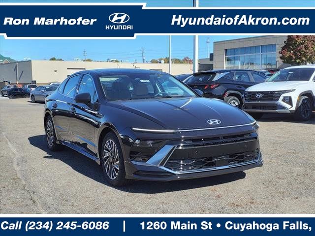2024 Hyundai Sonata Hybrid Sedan 