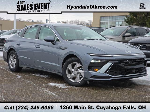 2026 Hyundai Sonata SE's photo
