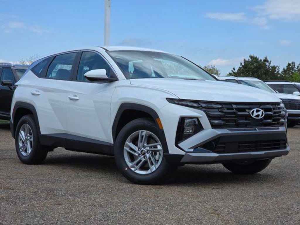 New 2026 Hyundai Tucson SE AWD SUV