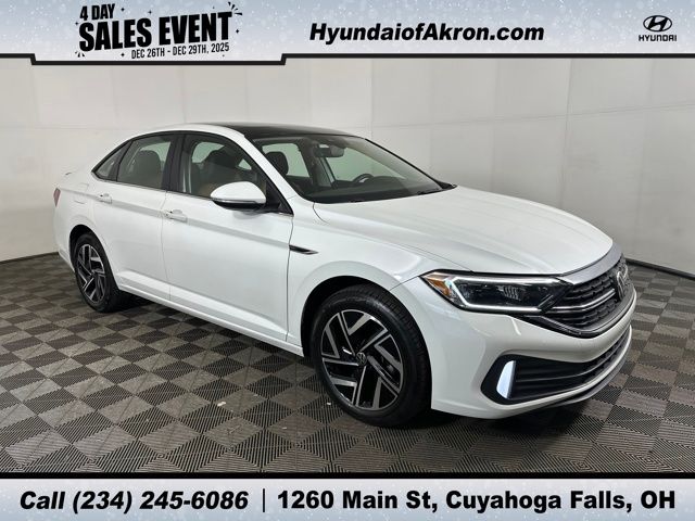 2024 Volkswagen Jetta SEL's photo