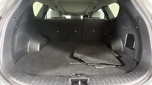 2023 Hyundai Santa Fe Limited - Photo 26