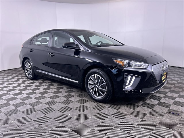 Used 2021 Hyundai IONIQ SE with VIN KMHC75LJXMU081643 for sale in Cuyahoga Falls, OH