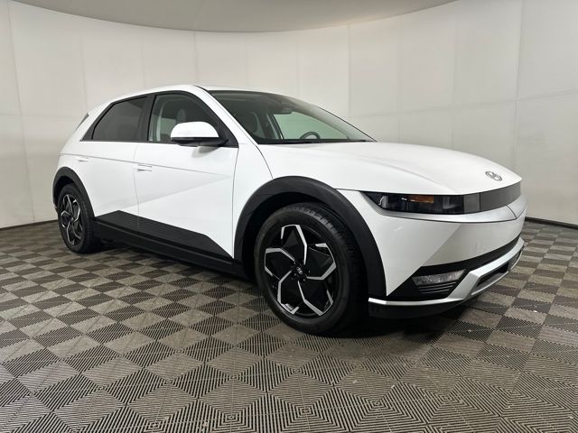 Used 2023 Hyundai IONIQ 5 SE with VIN KM8KMDAF4PU138047 for sale in Cuyahoga Falls, OH