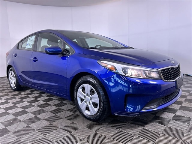 Used 2017 Kia Forte LX with VIN 3KPFK4A73HE059960 for sale in Cuyahoga Falls, OH