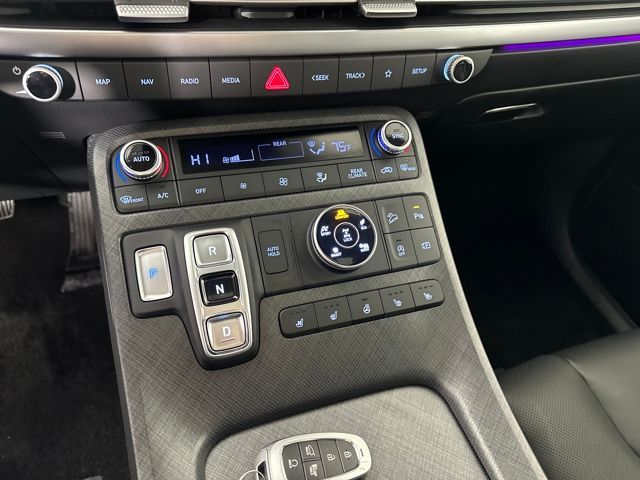 2025 Hyundai Palisade Limited - Photo 40