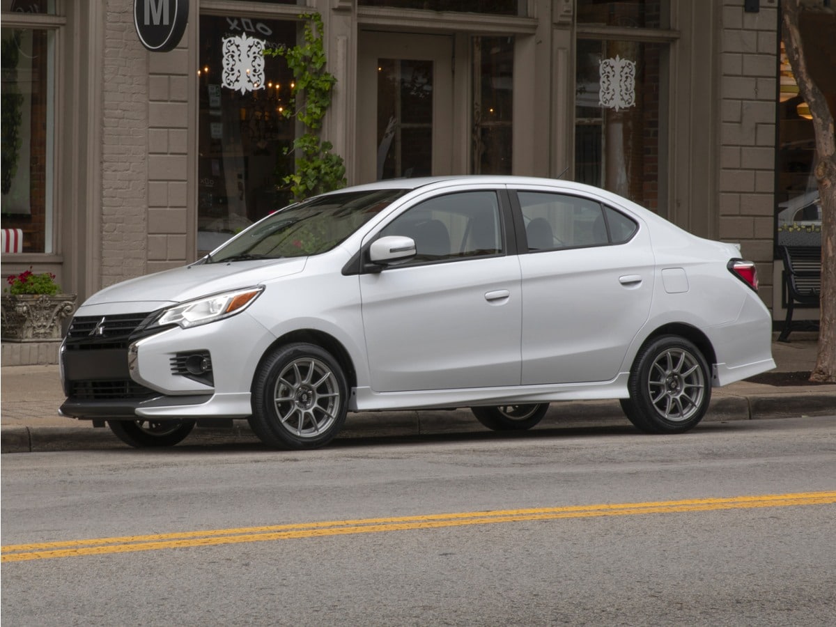 2023 Mitsubishi Mirage ES CVT's photo