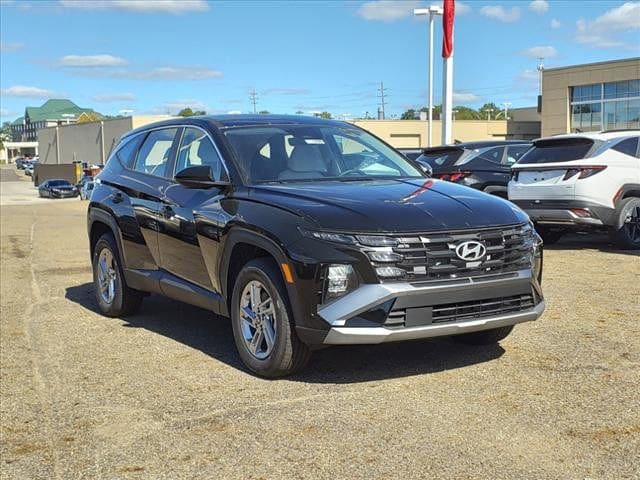 Certified 2025 Hyundai Tucson SE with VIN 3KMJACDE5SE002374 for sale in Cuyahoga Falls, OH