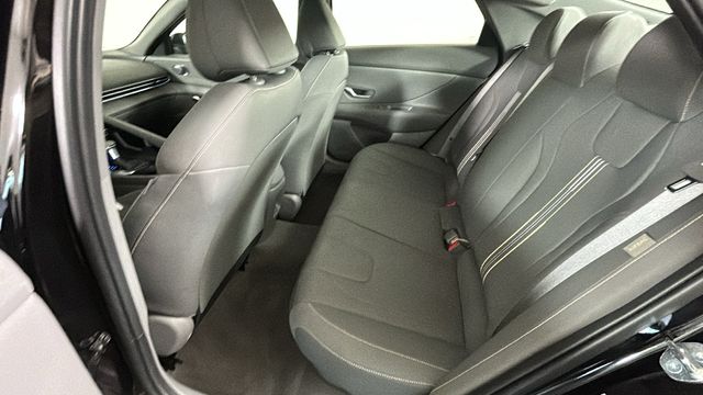 2025 Hyundai Elantra Blue - Photo 27