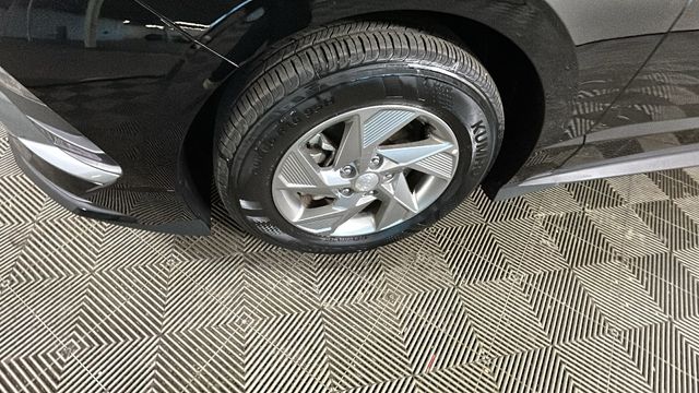 2026 Hyundai Sonata SE - Photo 9