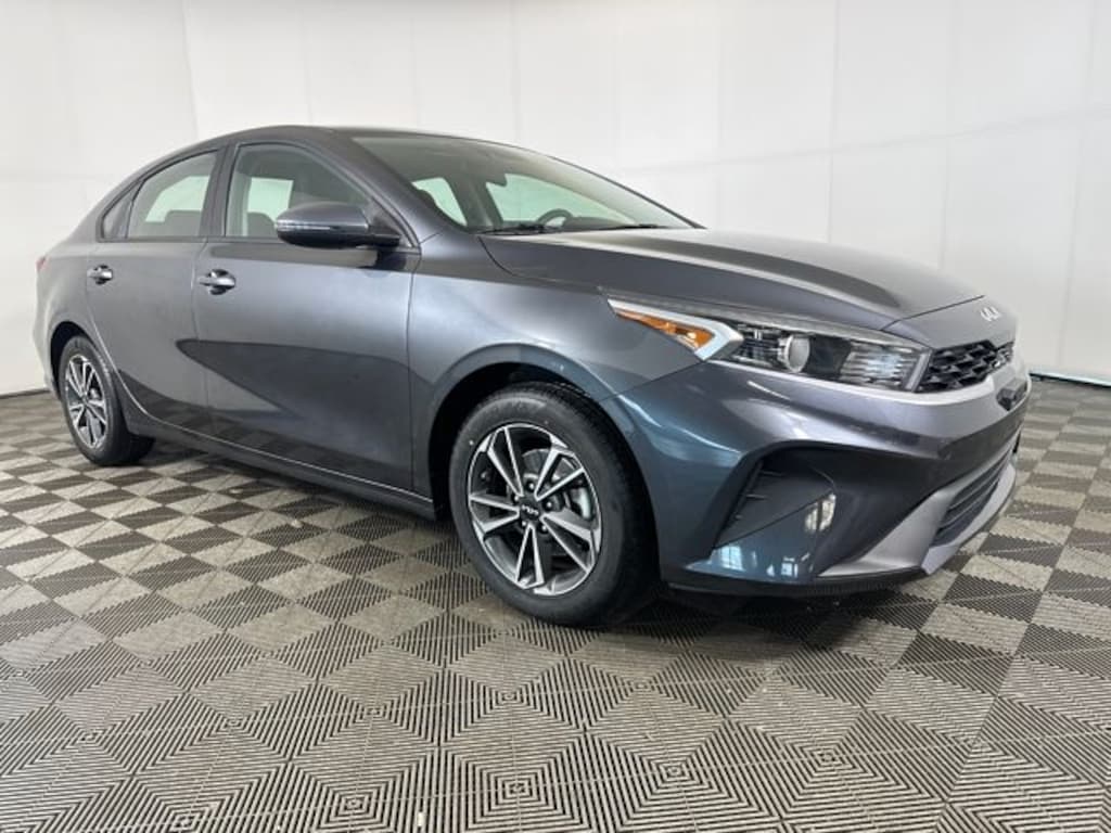 Used 2023 Kia Forte LXS Sedan