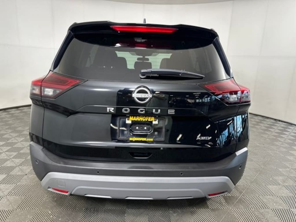 Used 2023 Nissan Rogue S SUV
