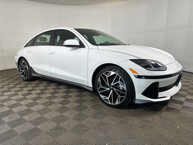 Used 2023 Hyundai IONIQ 6 SEL with VIN KMHM34AC9PA043941 for sale in Cuyahoga Falls, OH