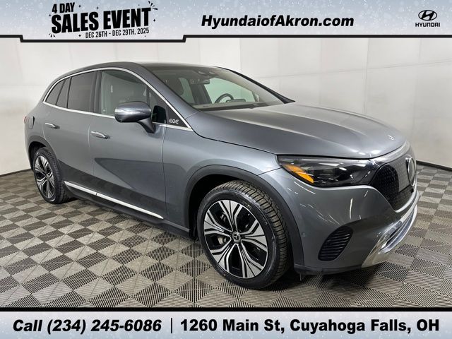 2023 Mercedes-Benz EQE SUV Base's photo