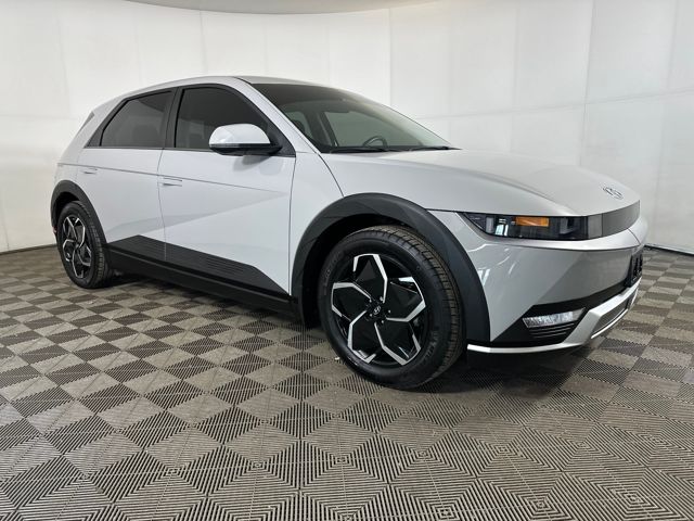 Used 2024 Hyundai IONIQ 5 SE with VIN KM8KM4DEXRU306456 for sale in Cuyahoga Falls, OH