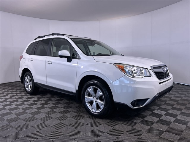 Used 2016 Subaru Forester i Premium with VIN JF2SJAFC8GH411818 for sale in Cuyahoga Falls, OH