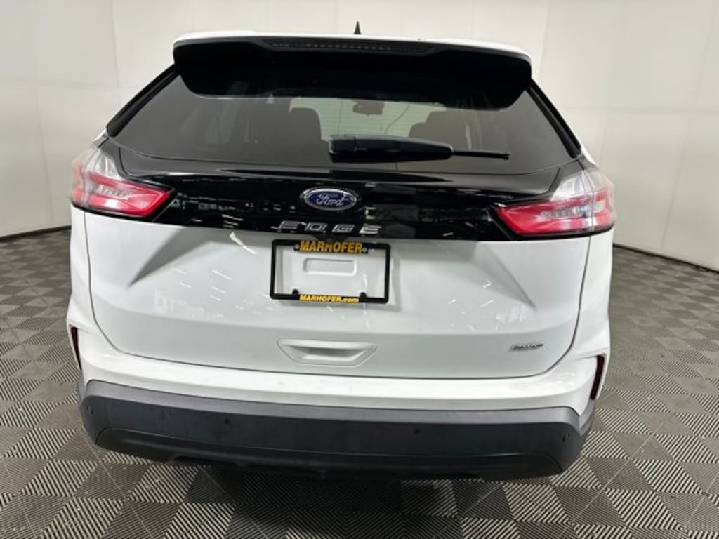 Used 2021 Ford Edge SE SUV