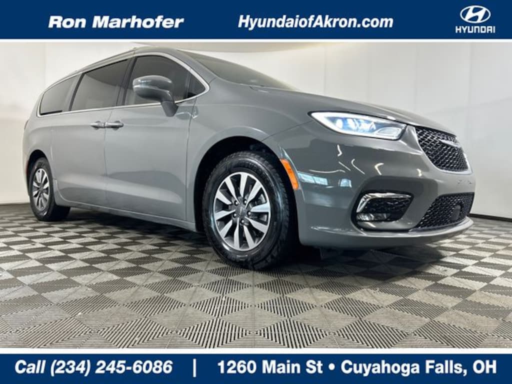 Used 2021 Chrysler Pacifica Touring L Minivan/Van