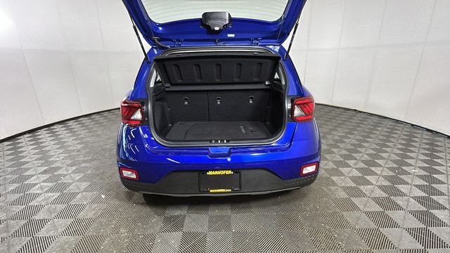2025 Hyundai Venue SE - Photo 26