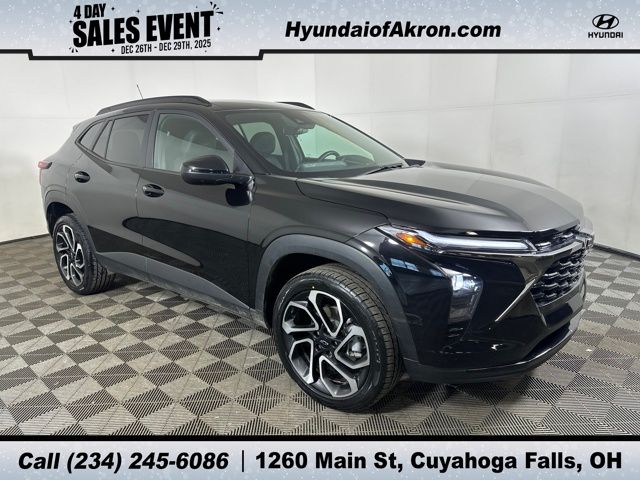 2025 Chevrolet Trax RS's photo