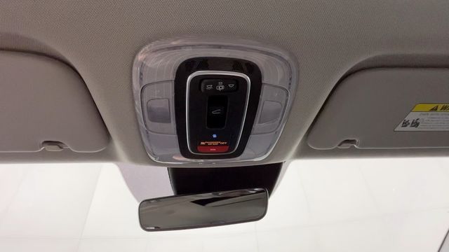 2023 Hyundai Elantra Limited - Photo 39