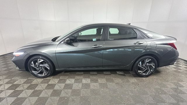 2025 Hyundai Elantra Blue - Photo 6