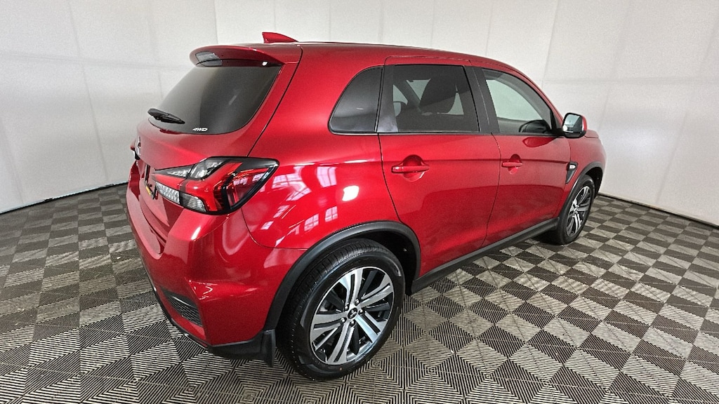 Used 2025 Mitsubishi Outlander Sport 2.0 ES SUV