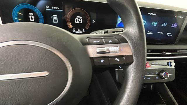 2025 Hyundai Santa Cruz SE - Photo 17