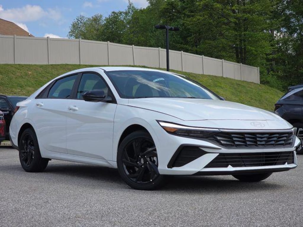 New 2026 Hyundai Elantra SEL Sport Sedan