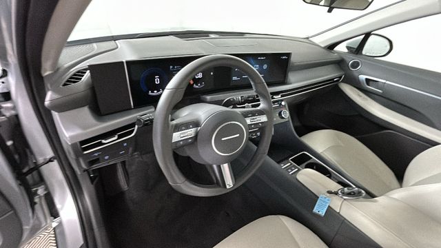 2026 Hyundai Sonata SEL - Photo 14