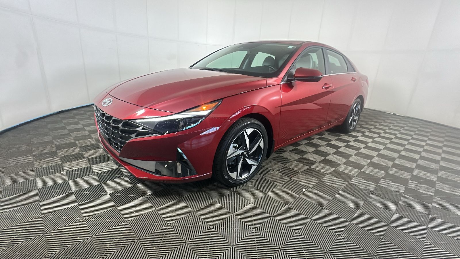 2023 Hyundai Elantra Limited - Photo 8