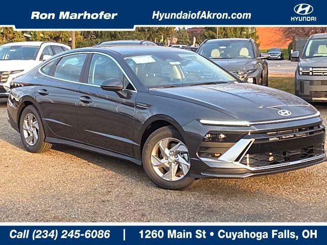 2026 Hyundai Sonata SE's photo