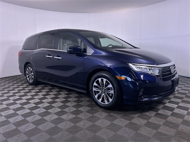 Used 2021 Honda Odyssey EX-L with VIN 5FNRL6H78MB038022 for sale in Cuyahoga Falls, OH