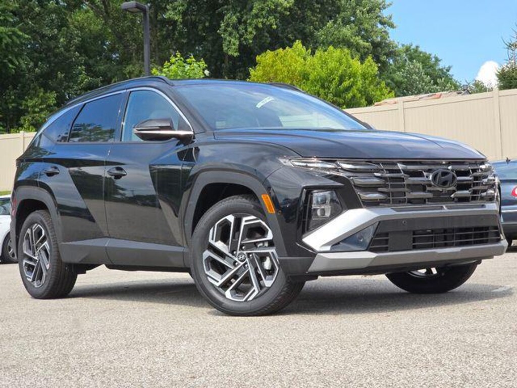 New 2026 Hyundai Tucson Limited AWD SUV