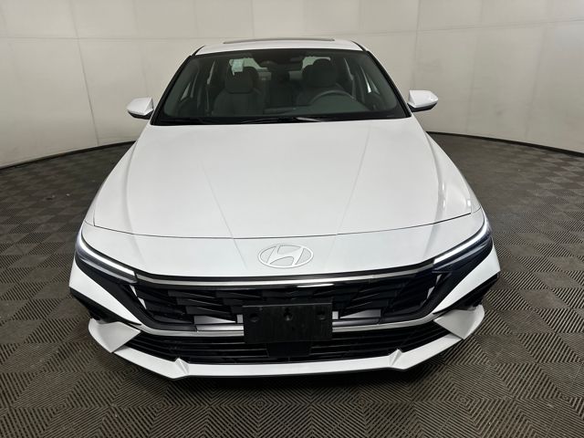 2025 Hyundai Elantra SEL - Photo 8