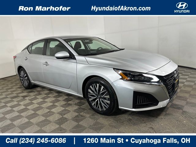 2023 Nissan Altima SV