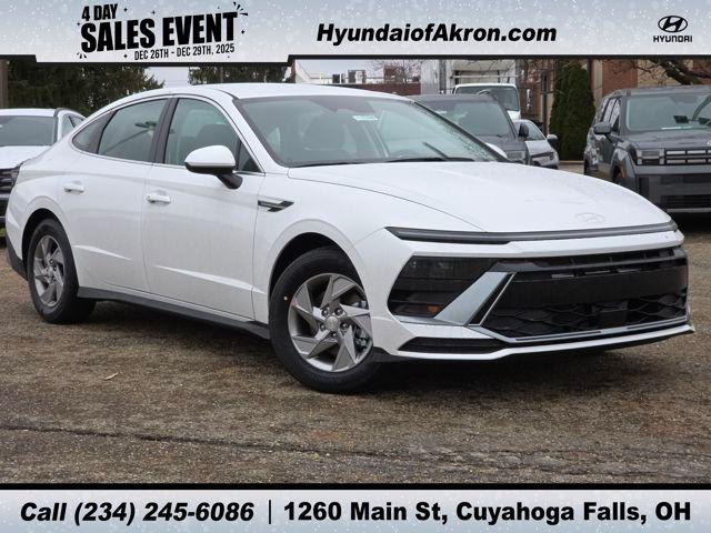 2026 Hyundai Sonata SE's photo